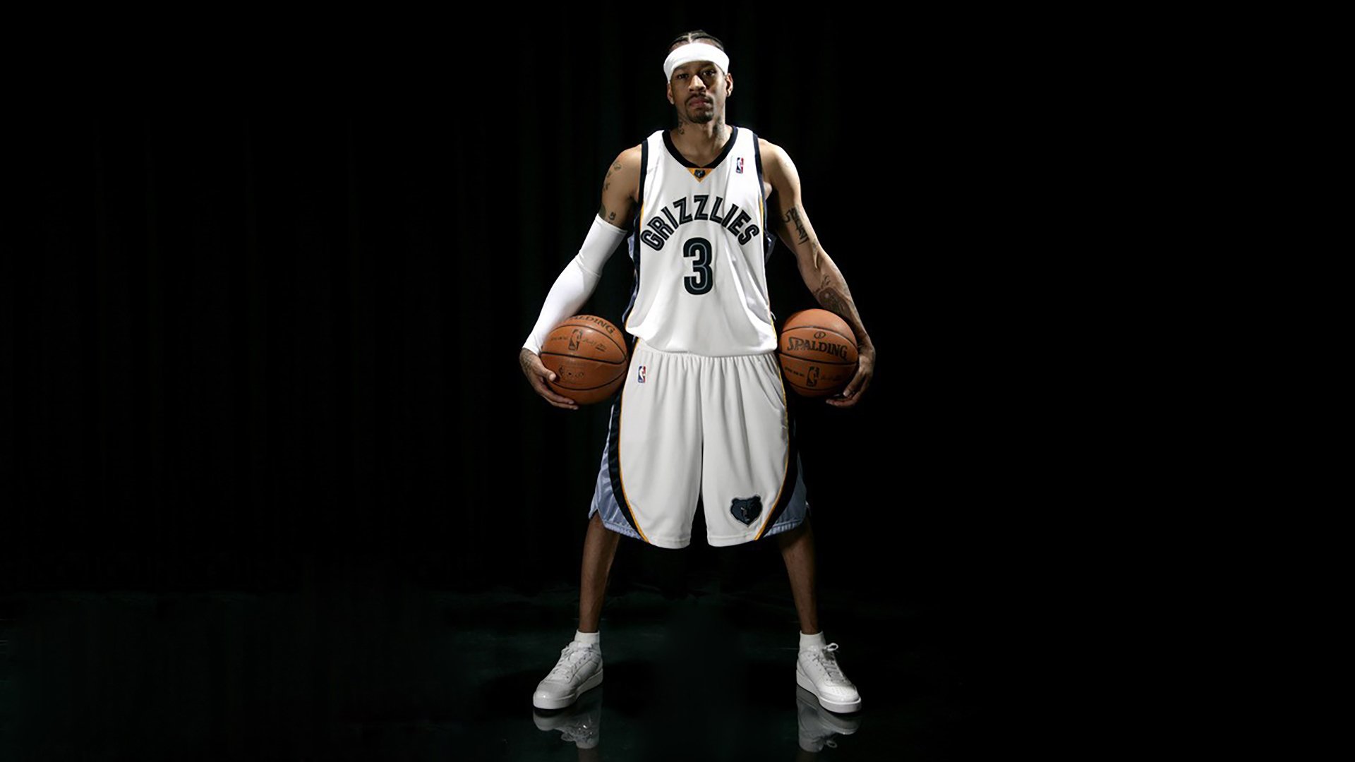 阿扎伦卡连胜高光,利物浦挑战极限——体育世界的双雄传奇